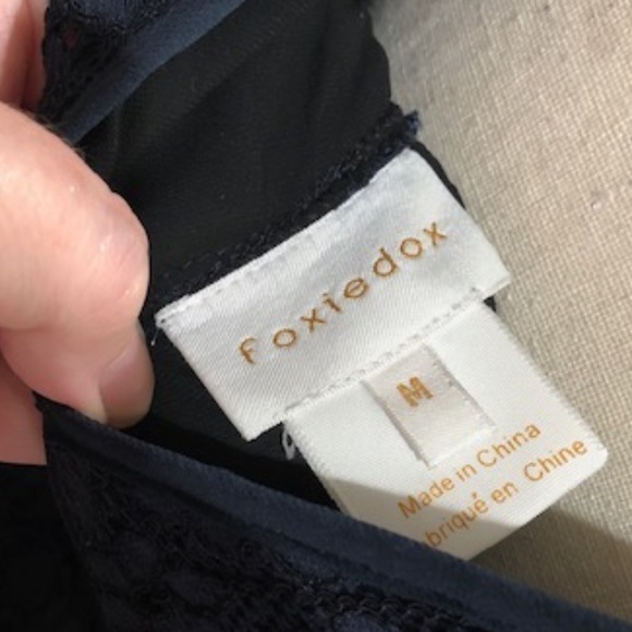 ANTHROPOLOGIE Foxiedox Clarinda Navy Lace Dress, Size Medium - Picture 10 of 16